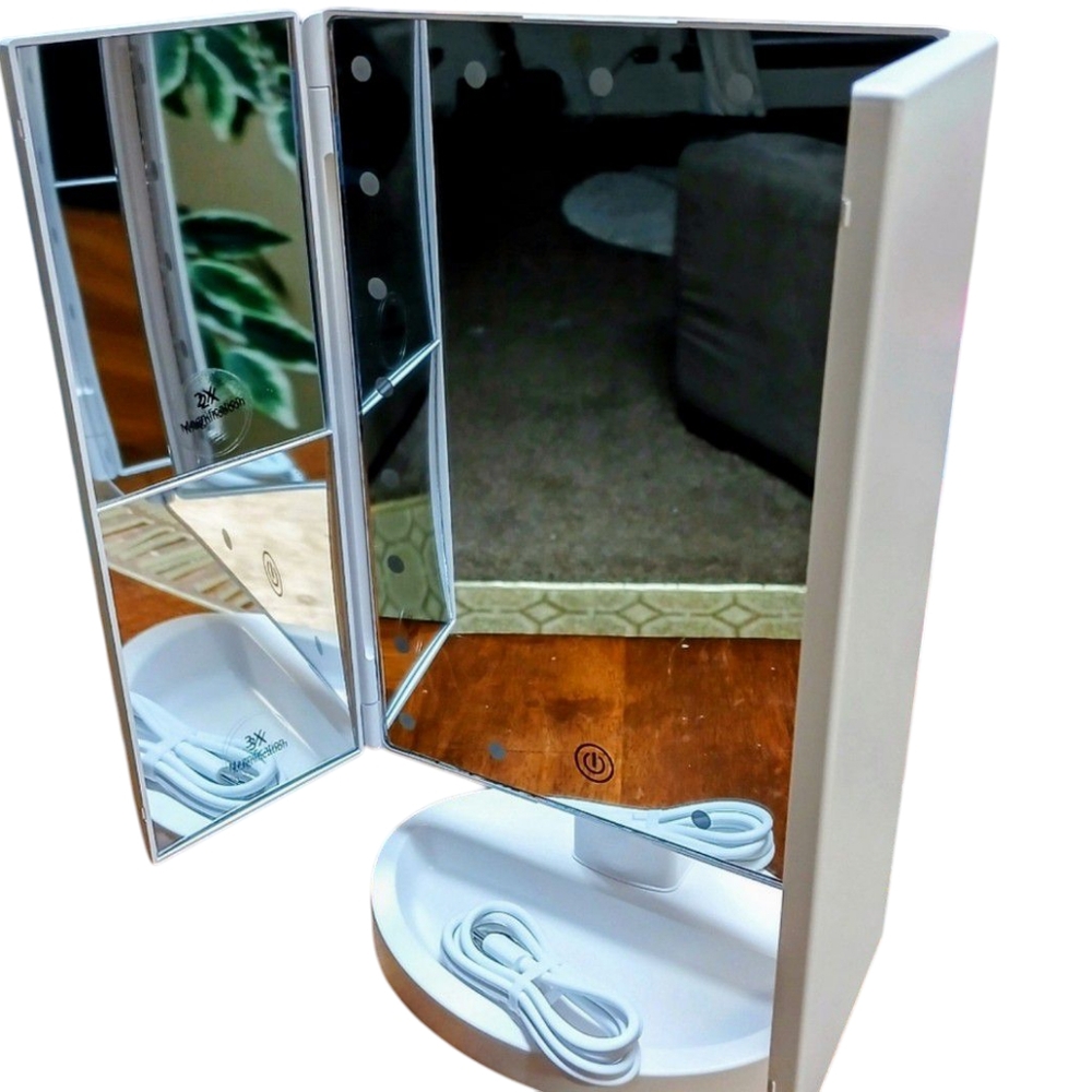 Lighted Makeup Mirror